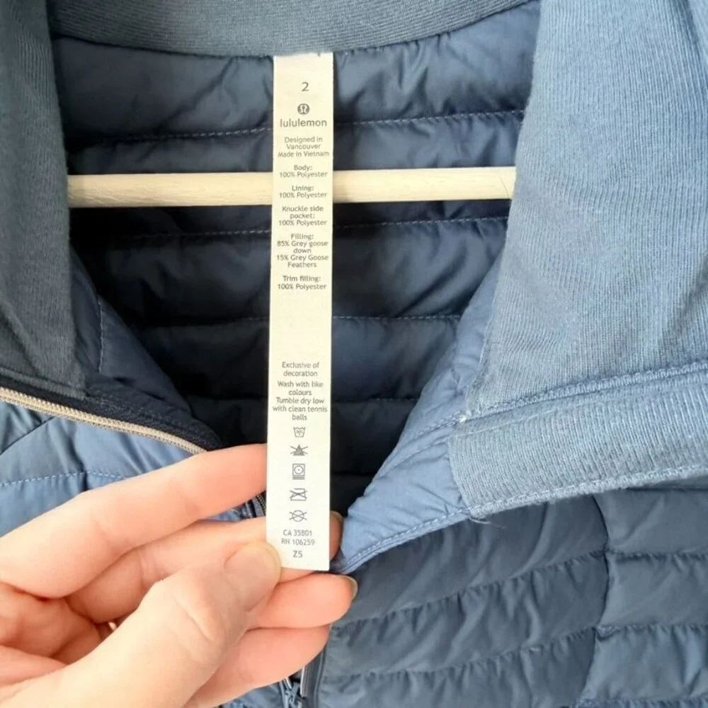 Lululemon Pack It Down Hooded Jacket Blue Women’s Size 2 B54